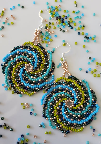 Spiral Beaded Earring-Aretes en Espiral de Chaquiras