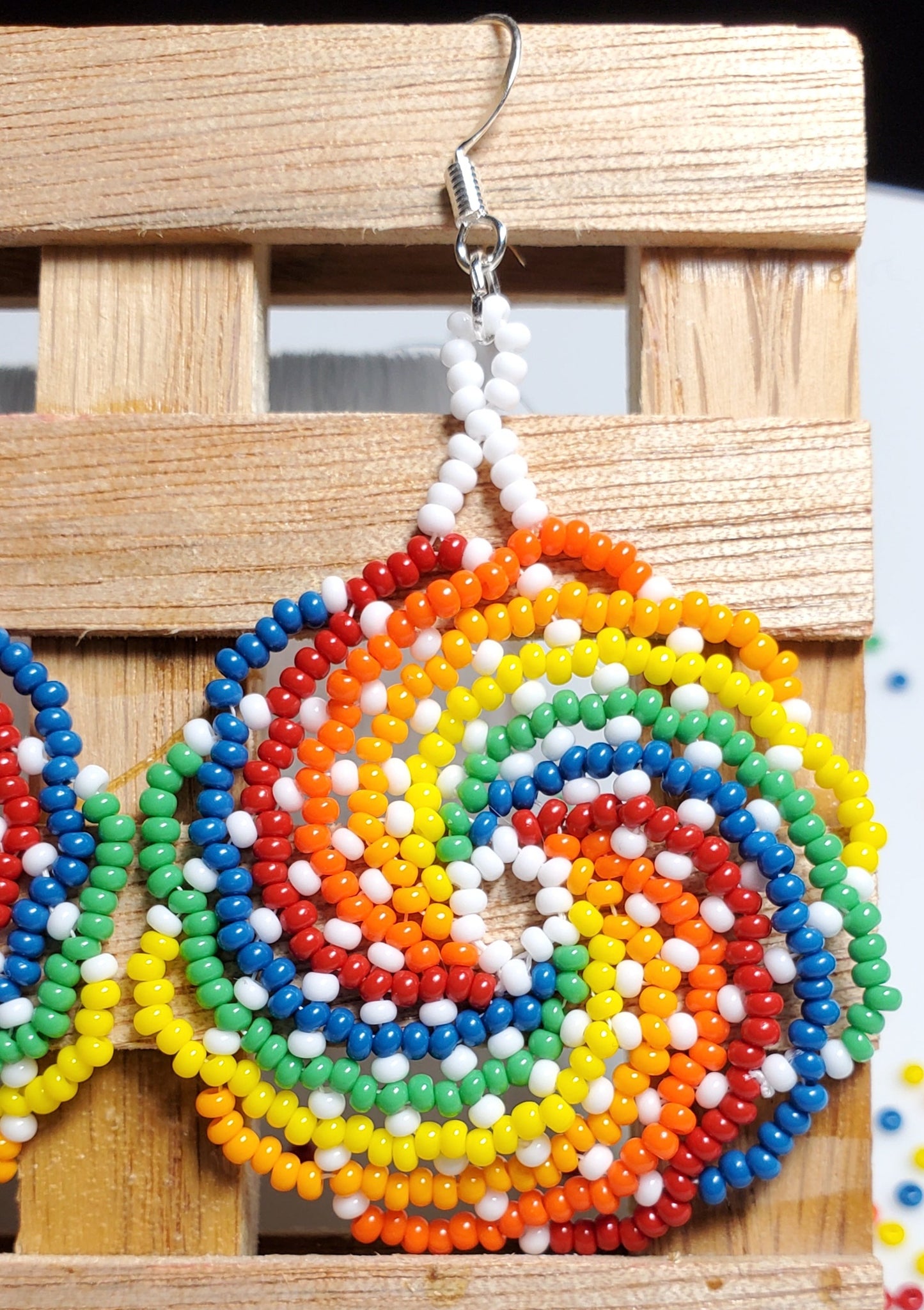 Spiral Beaded Earring-Aretes en Espiral de Chaquiras