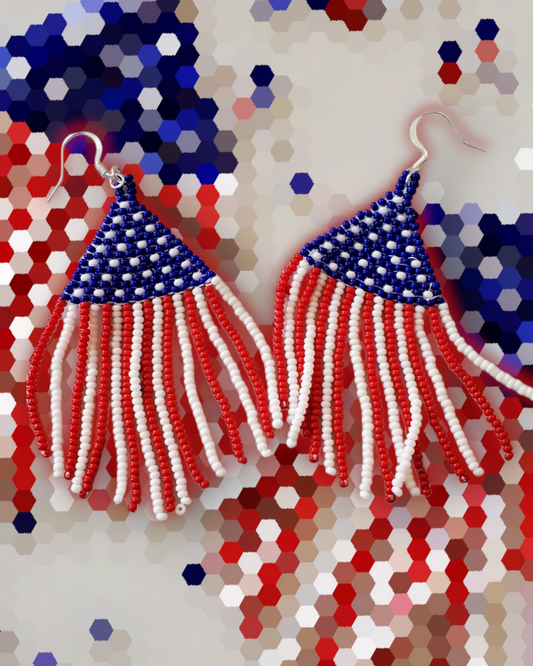 Patriotic Flag Beaded Earrings - Aretes de Chaquiras de Bandera Patriotica