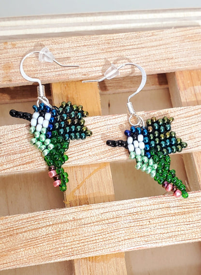 Hummingbird Beaded Earrings - Aretes de Chaquira de Colibri